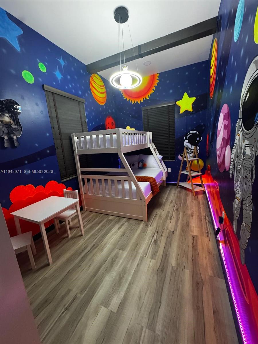 GREENWOOD FOREST S/D UNIT - Residential