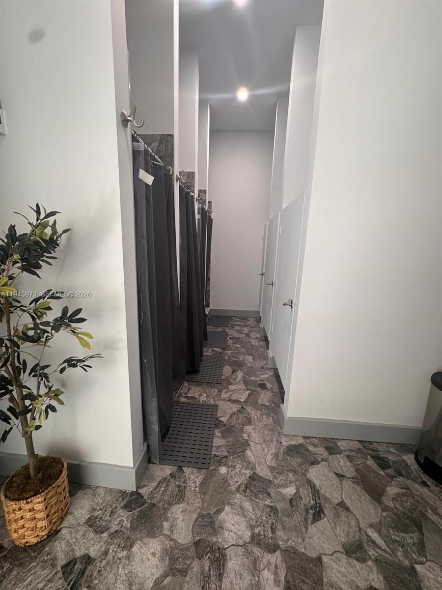 GREENWOOD FOREST S/D UNIT - Residential