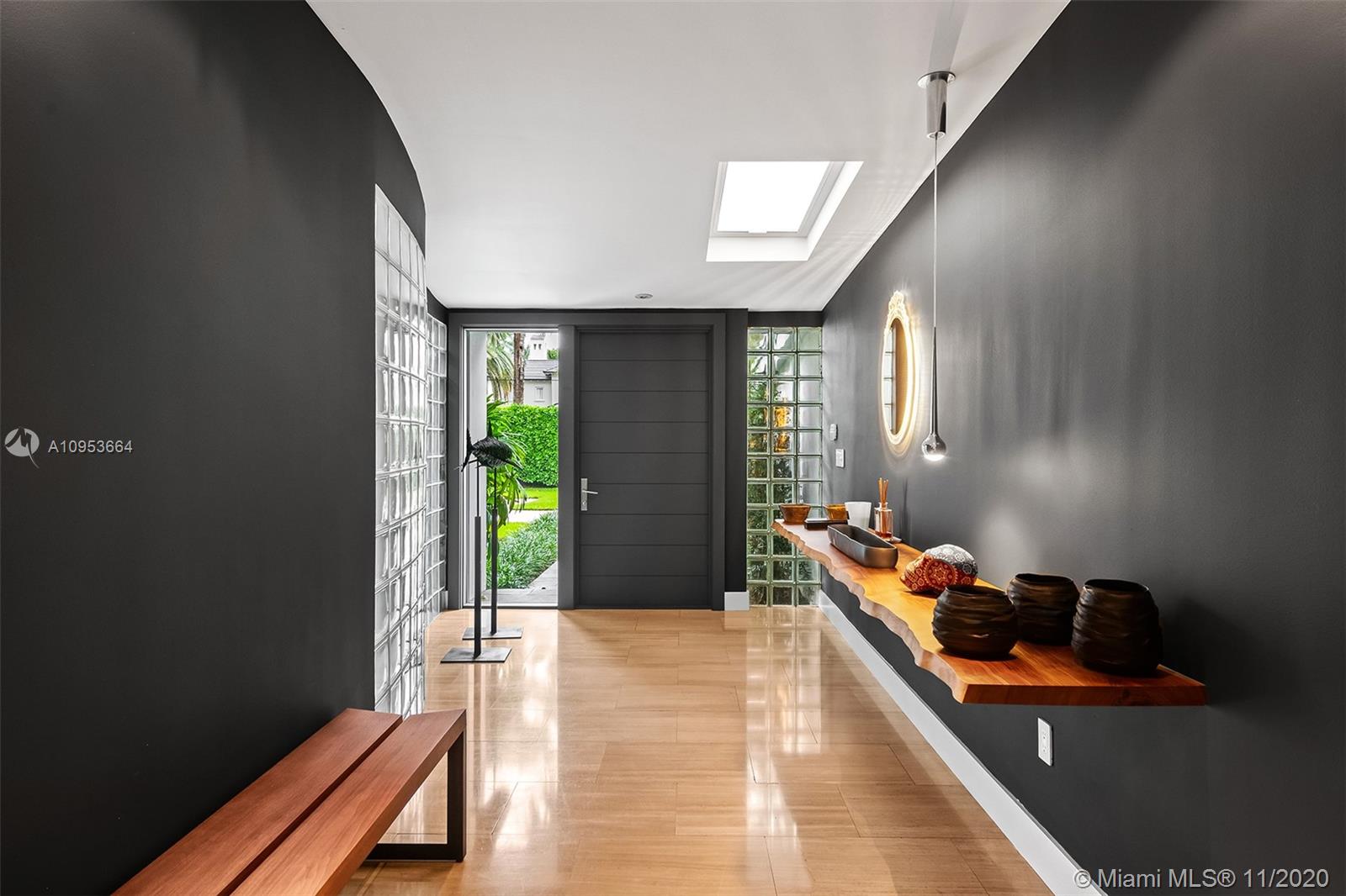 HUTCHINSON SUB - Residential