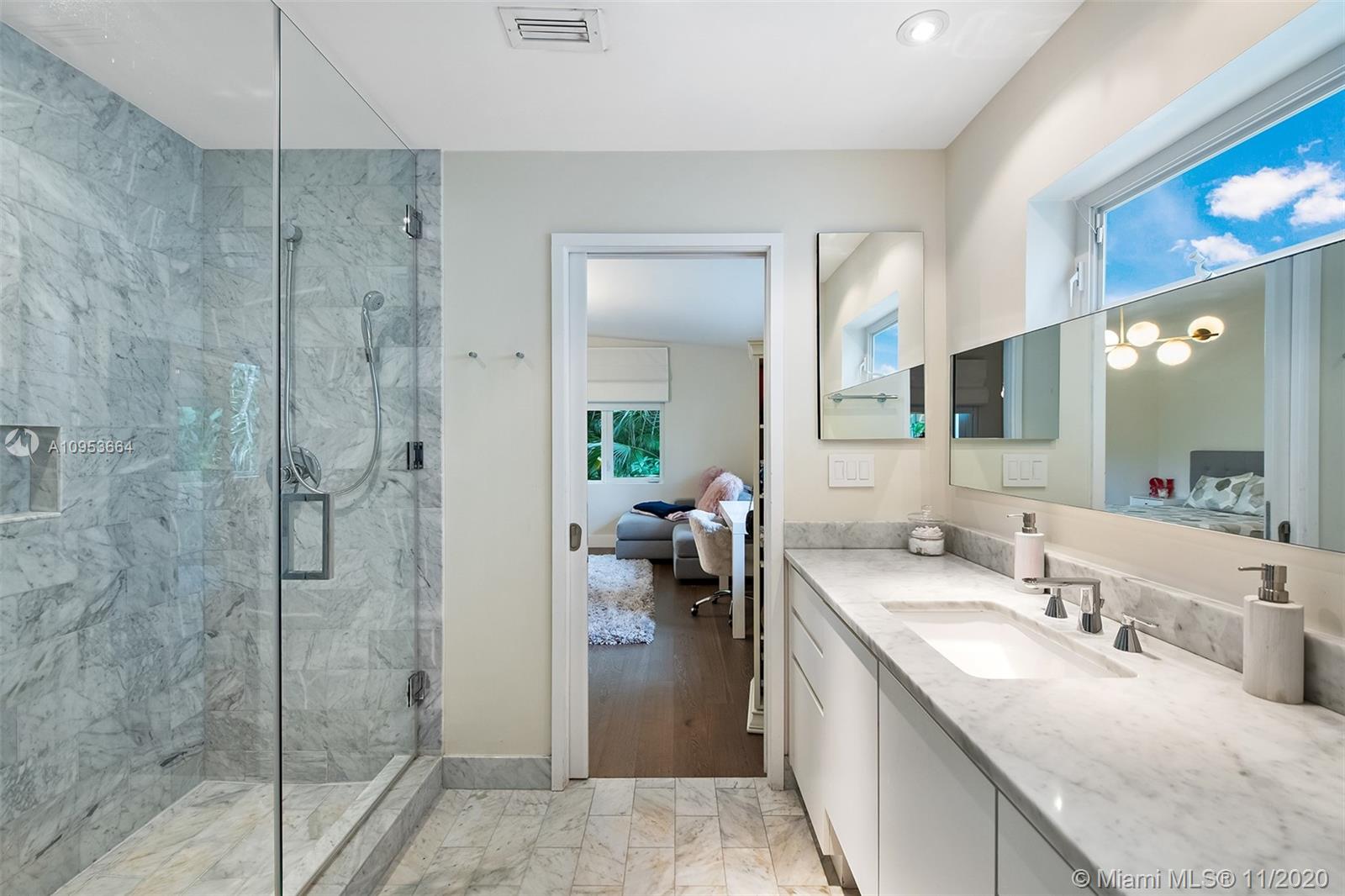 HUTCHINSON SUB - Residential