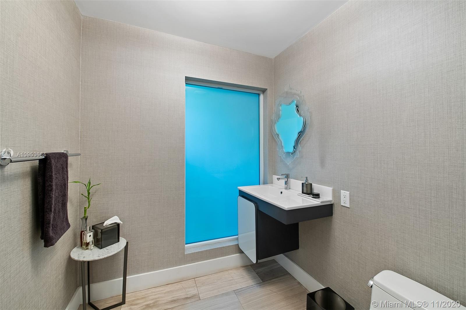 HUTCHINSON SUB - Residential