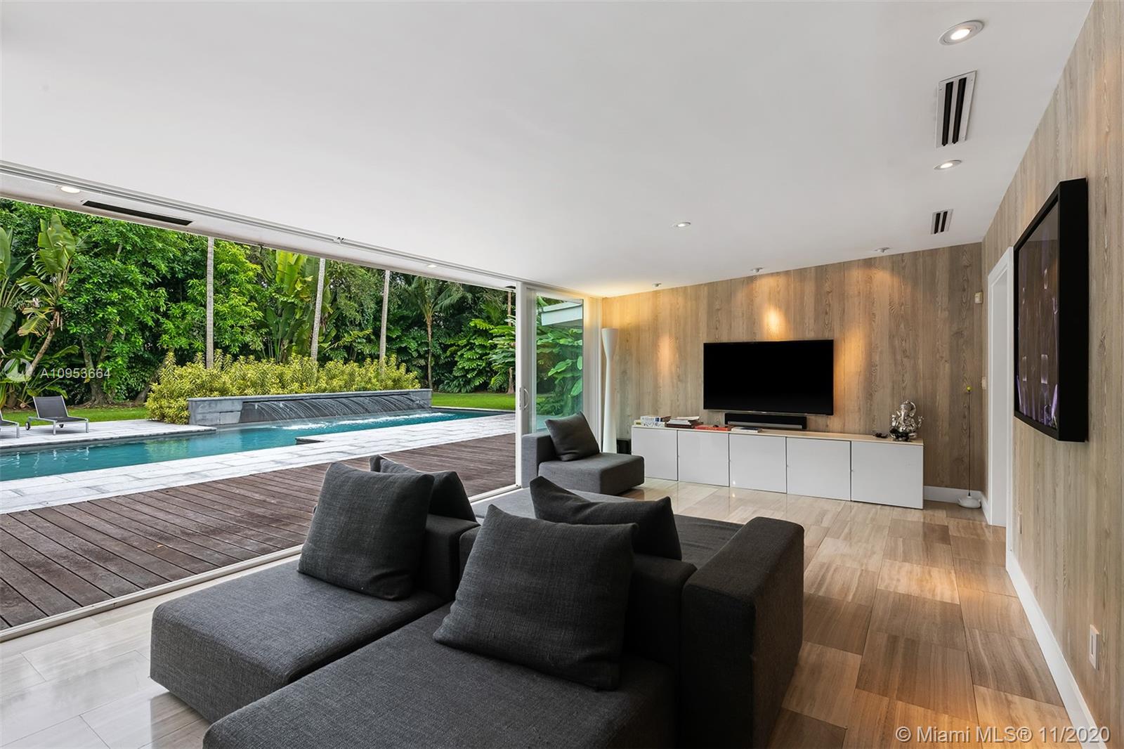 HUTCHINSON SUB - Residential