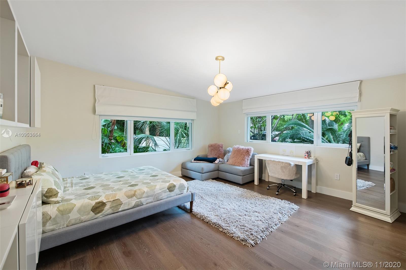 HUTCHINSON SUB - Residential