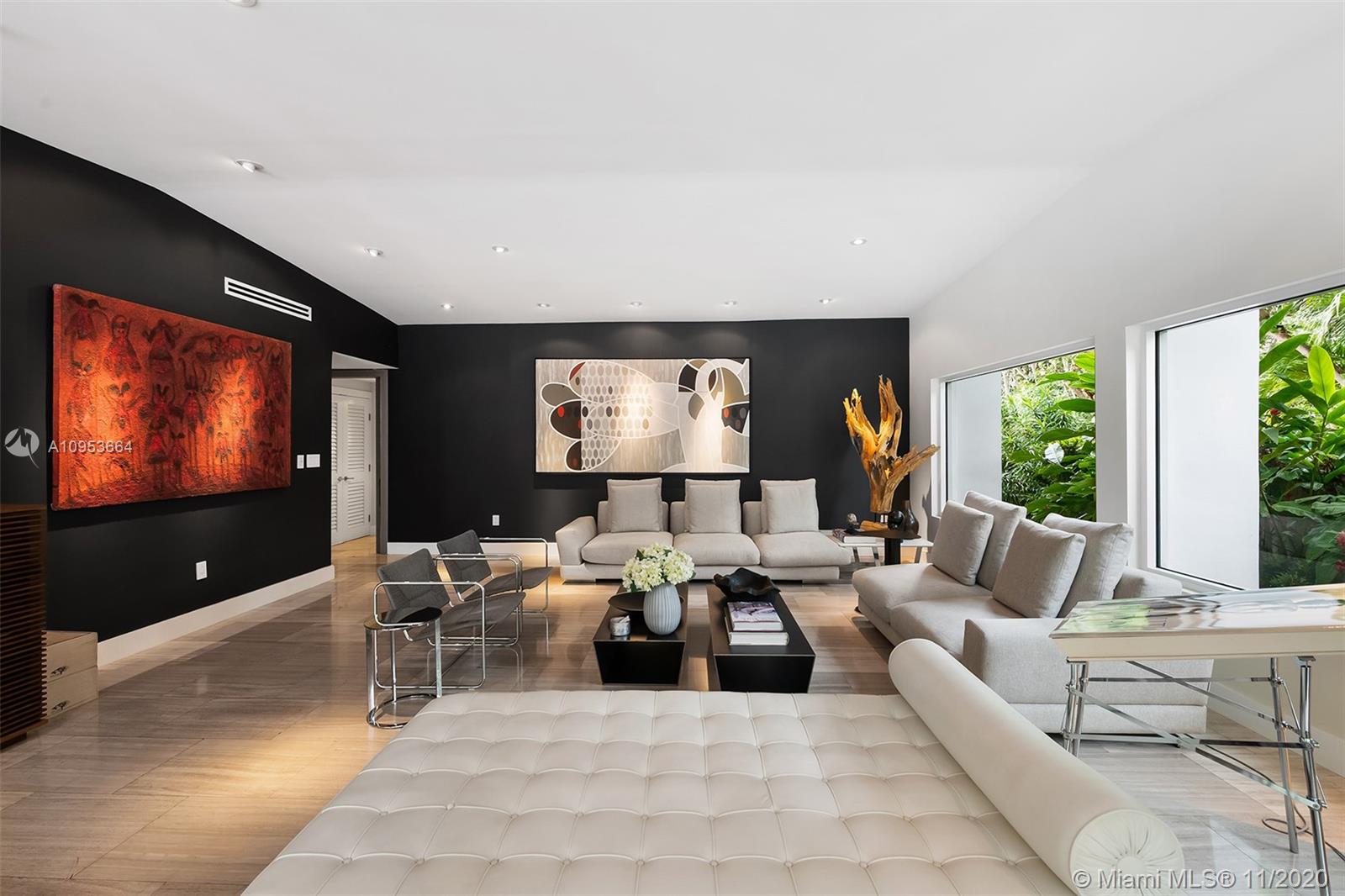 HUTCHINSON SUB - Residential