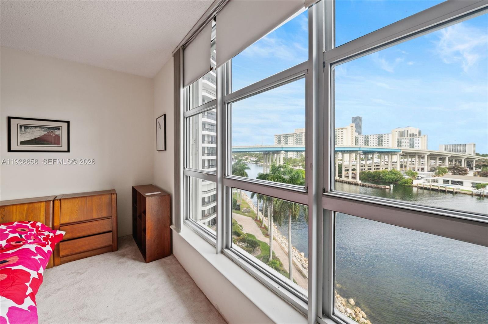 MYSTIC POINTE CONDO NO TW - Residential