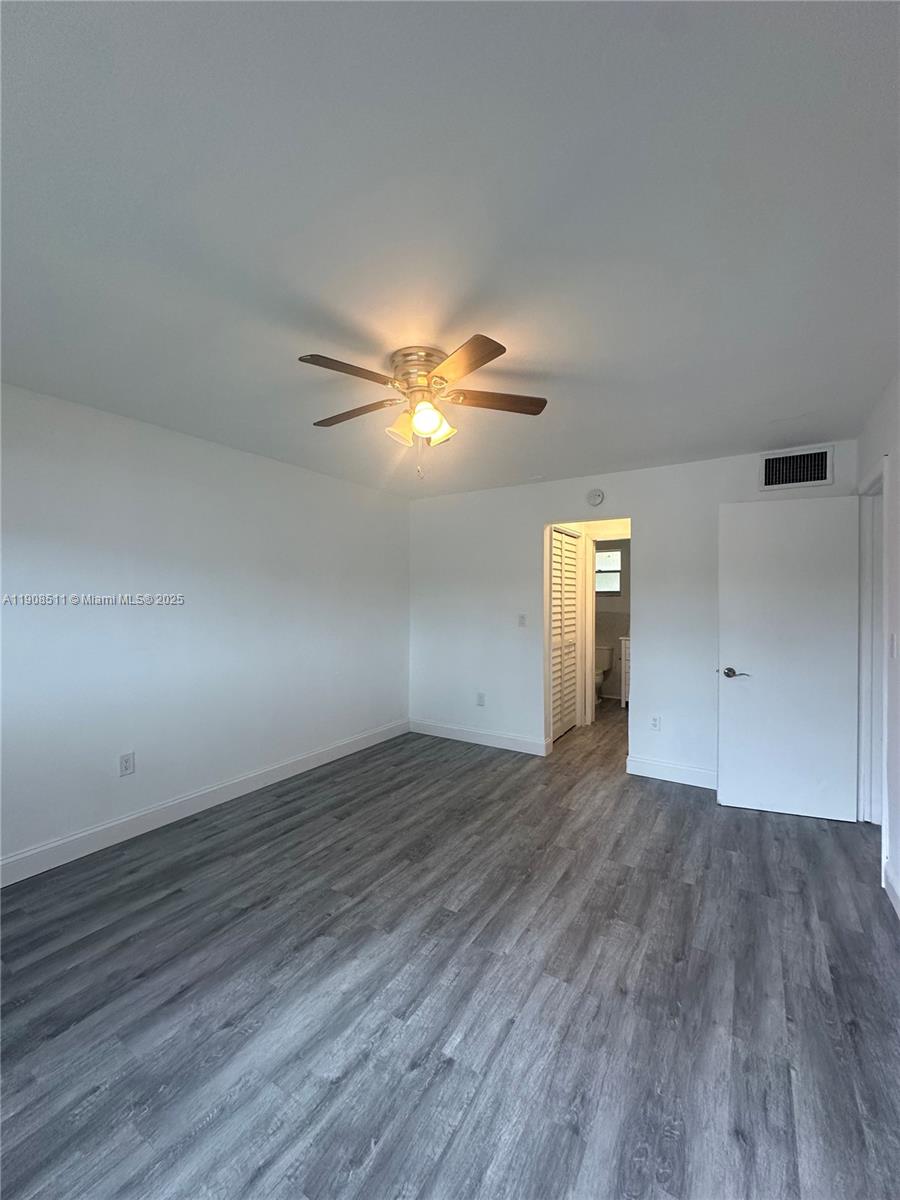 BISCAYNE LAKE GDN BLDG A - Residential Lease