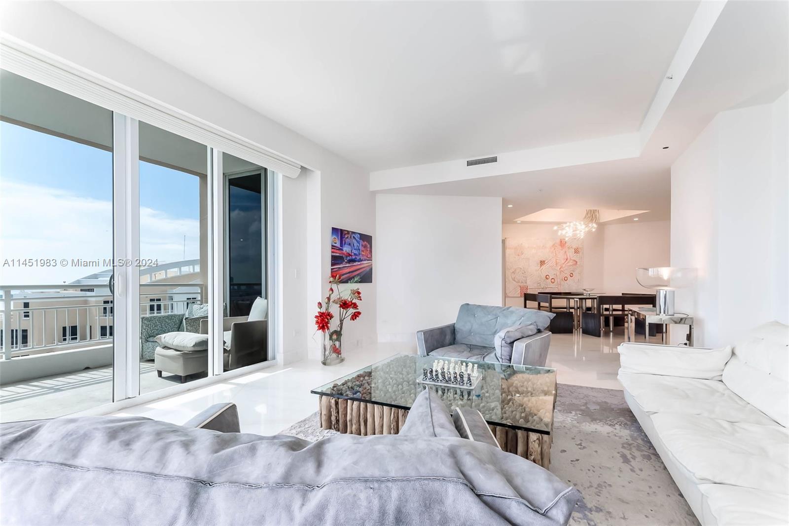 THREE TEQUESTA POINT COND - Residential