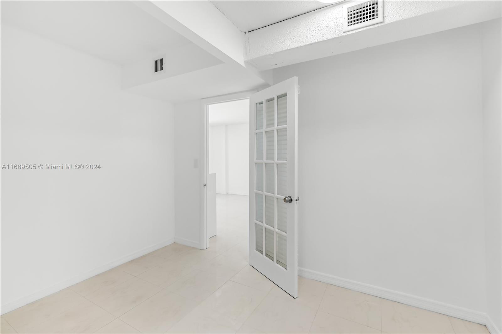 OCEAN POINT CONDO - Residential Lease