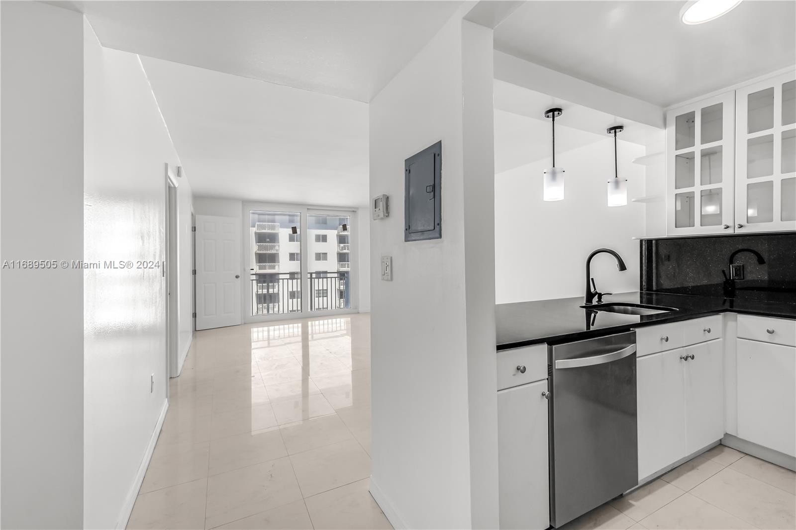OCEAN POINT CONDO - Residential Lease