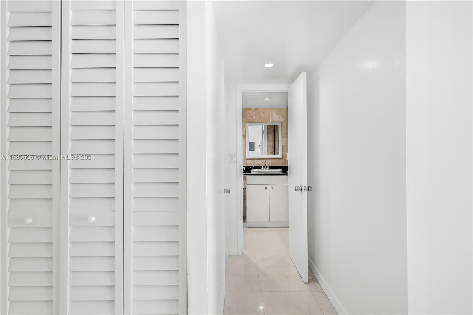OCEAN POINT CONDO - Residential Lease