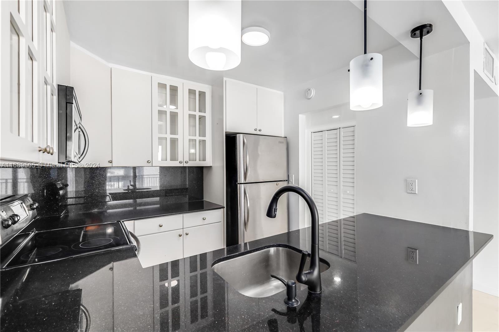 OCEAN POINT CONDO - Residential Lease