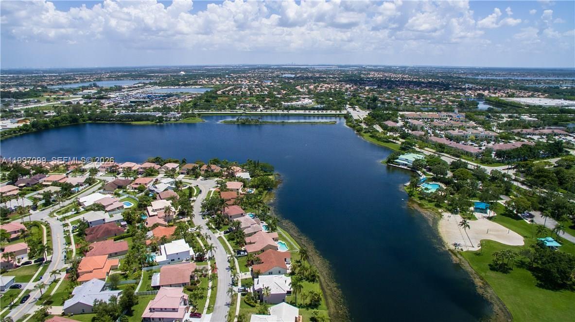 SILVER LAKES AT PEMBROKE - Residential