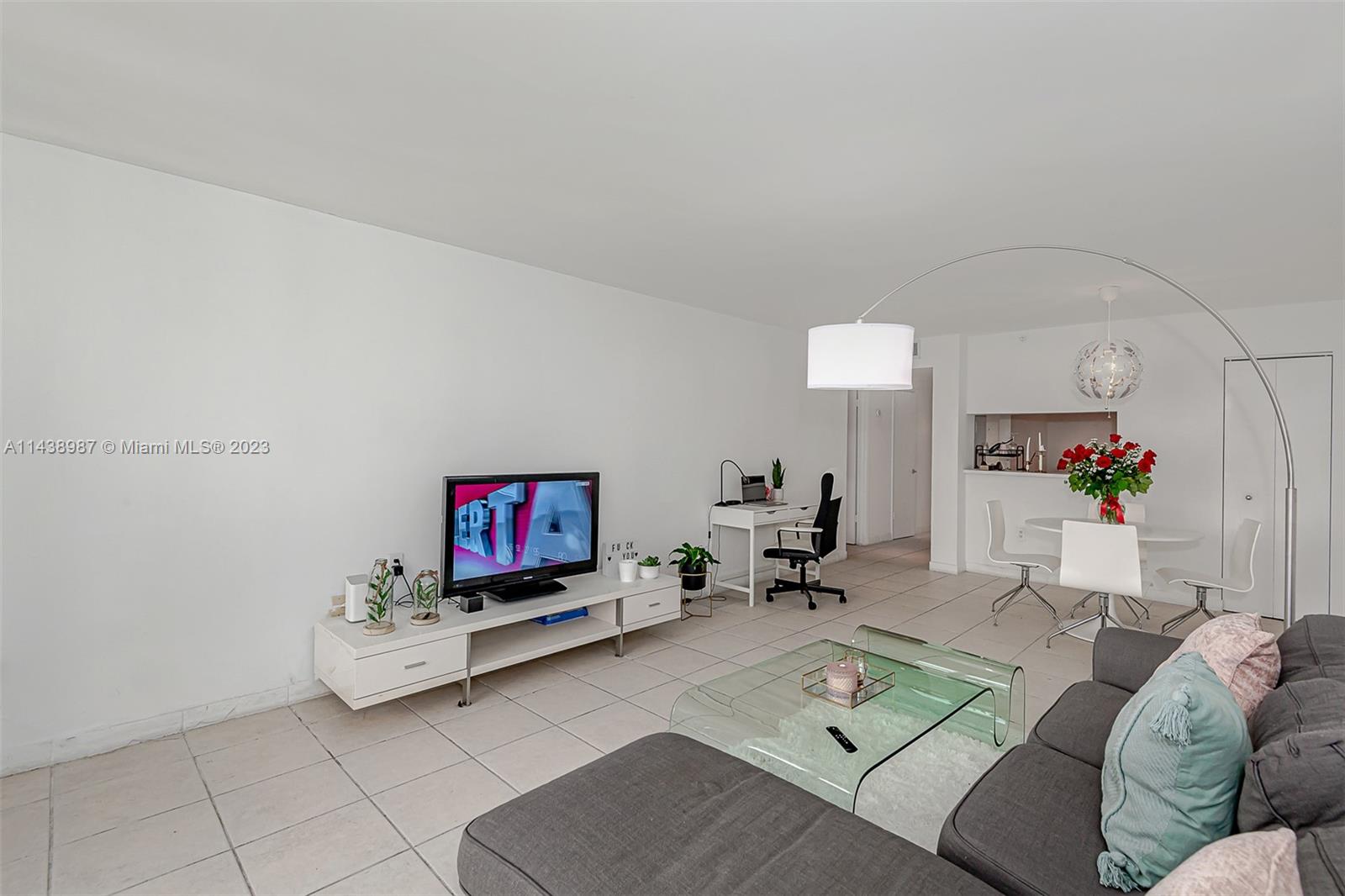 VENETIA CONDO - Residential