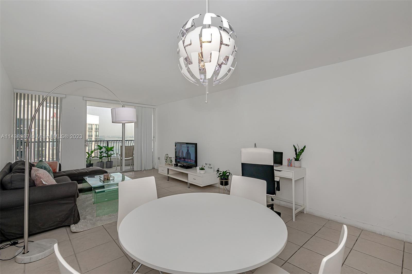 VENETIA CONDO - Residential