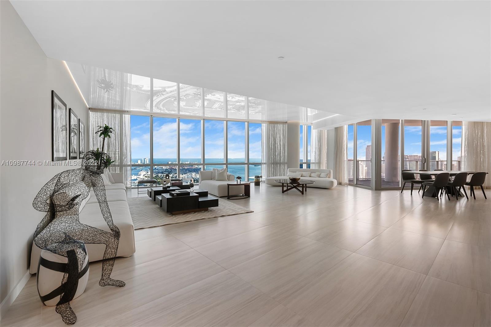 PARAMOUNT MIAMI - Residential