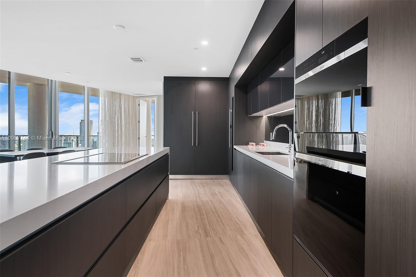 PARAMOUNT MIAMI - Residential