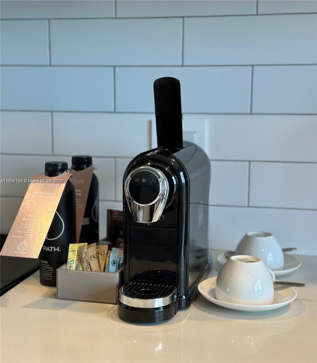 MAP OF MIAMI DADE CO. FL. - Residential