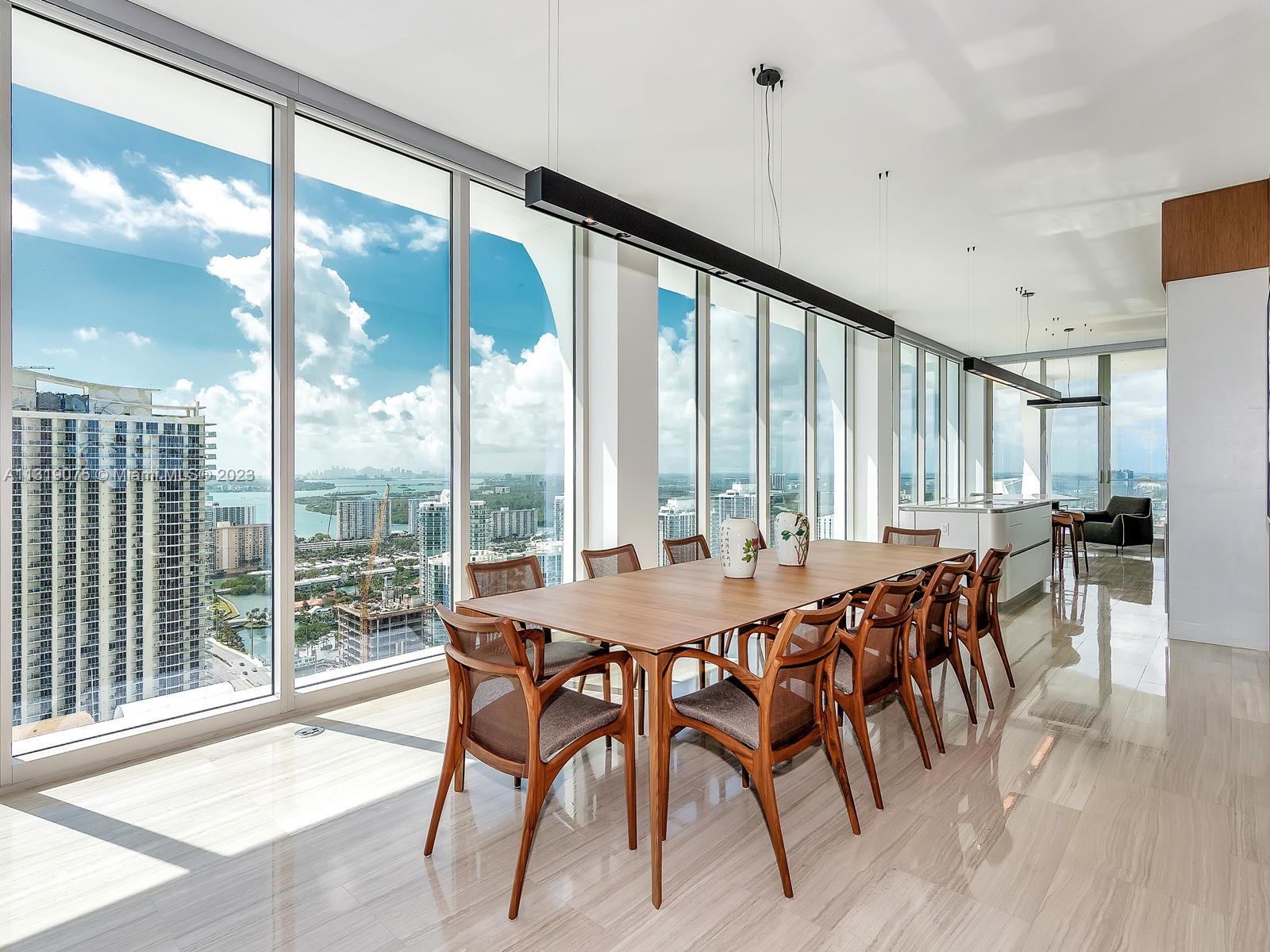 JADE SIGNATURE CONDO - Residential