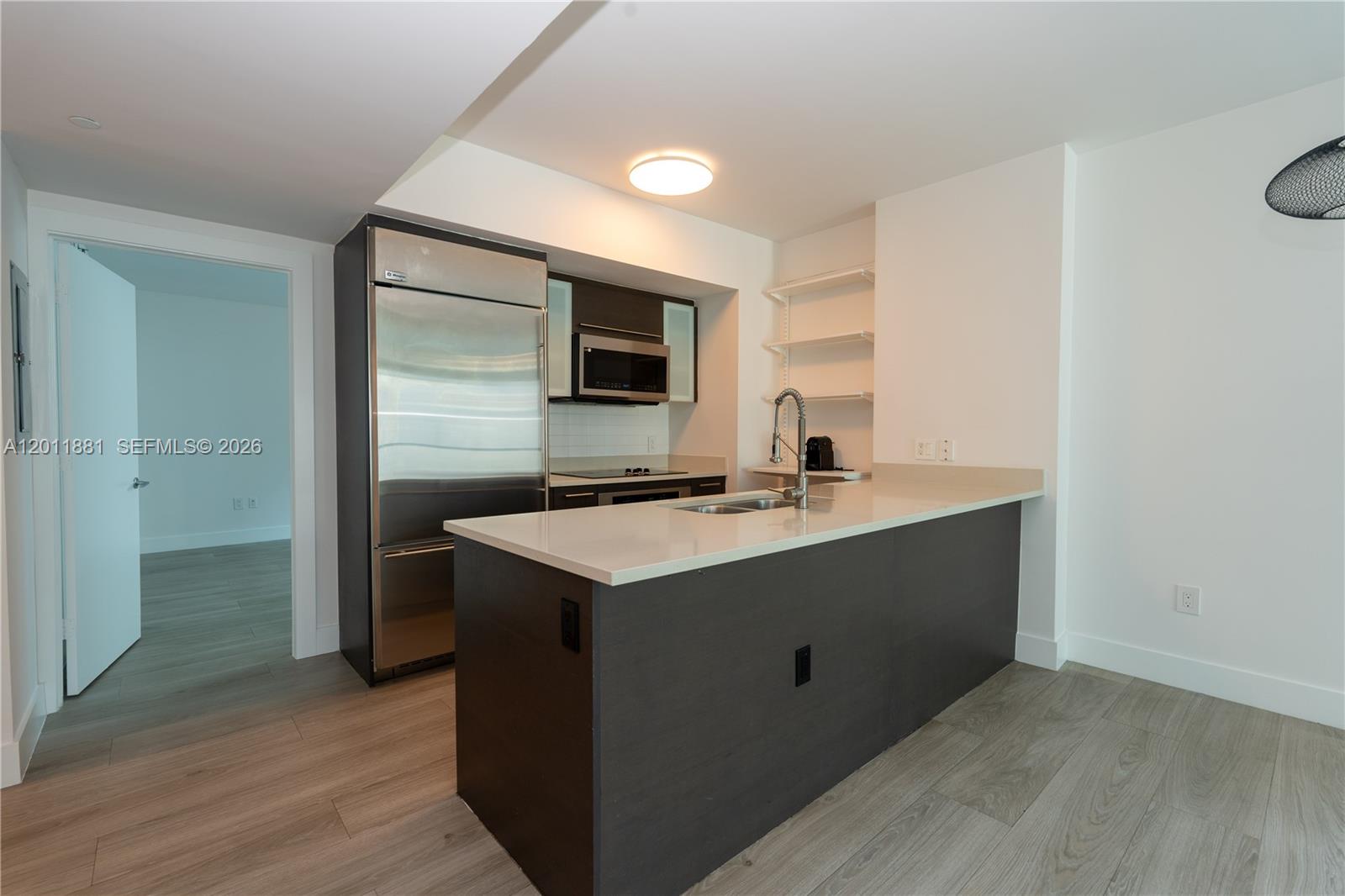 500 Brickell Ave 1407