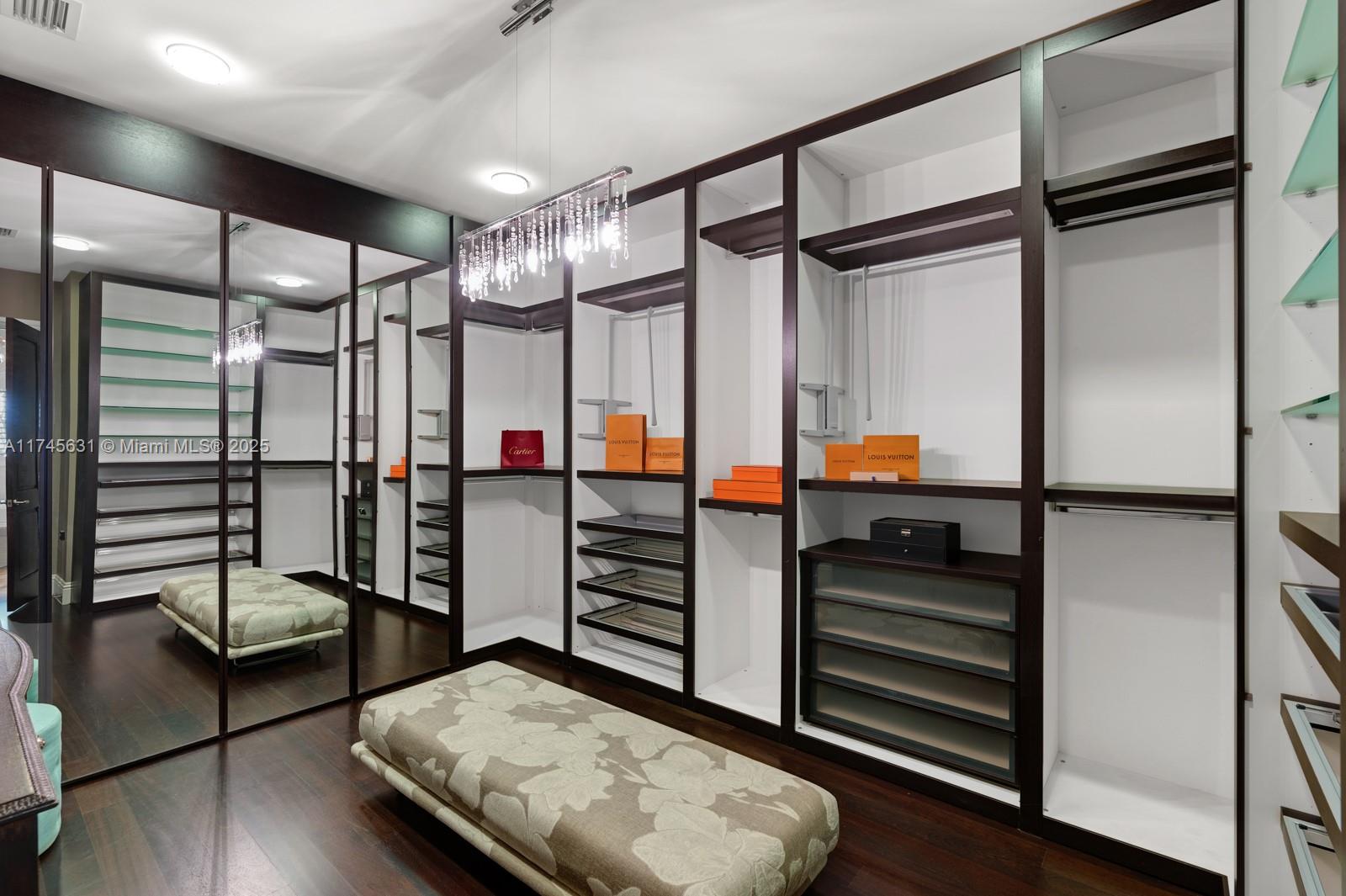 KENDAL GREEN HOMESITES - Residential