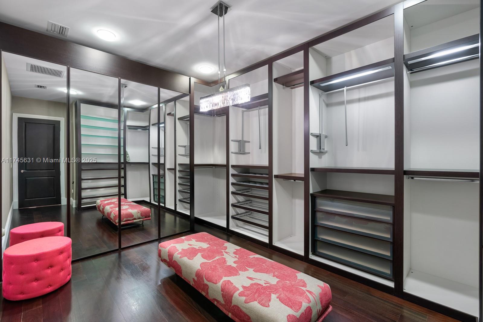 KENDAL GREEN HOMESITES - Residential