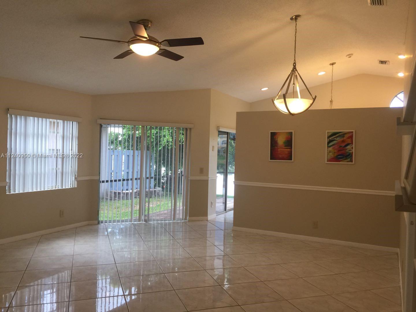 COUNTRY ISLES GARDEN HOME - Residential Lease