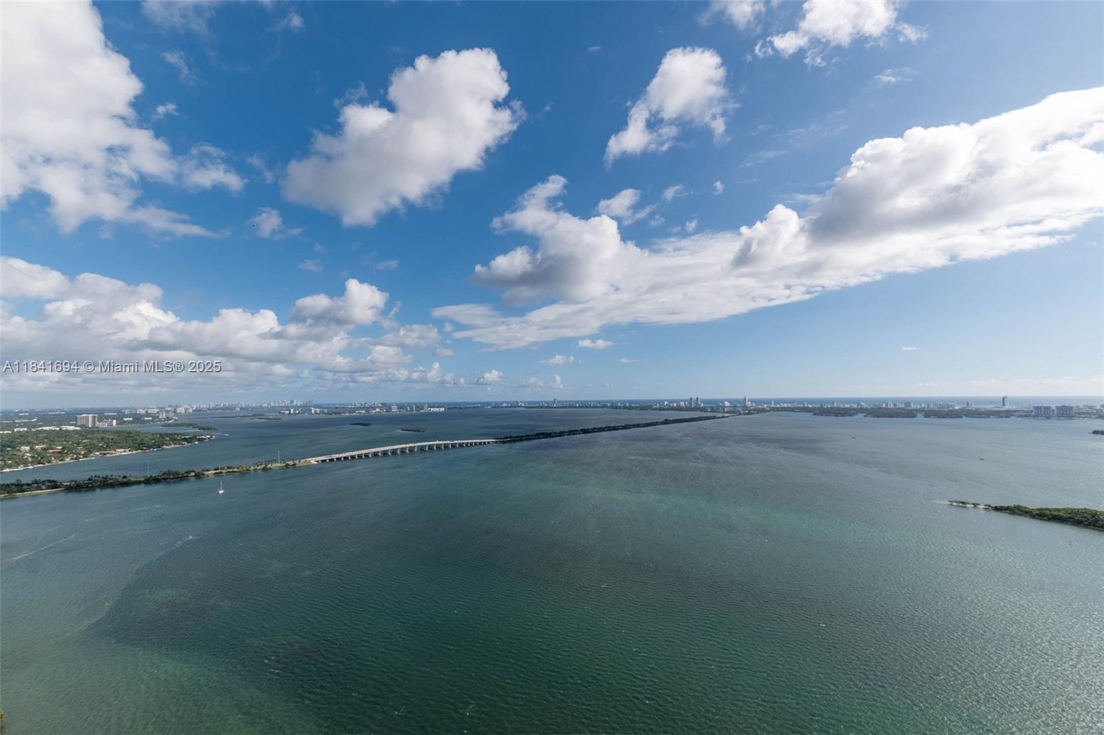 Aria Reserve Miami South T - Residential