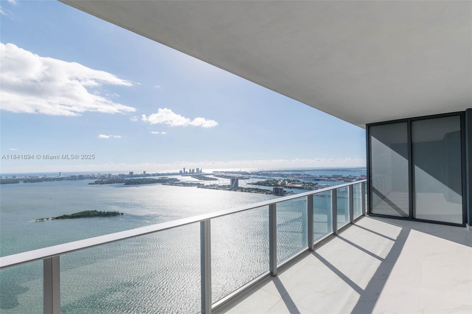 Aria Reserve Miami South T - Residential