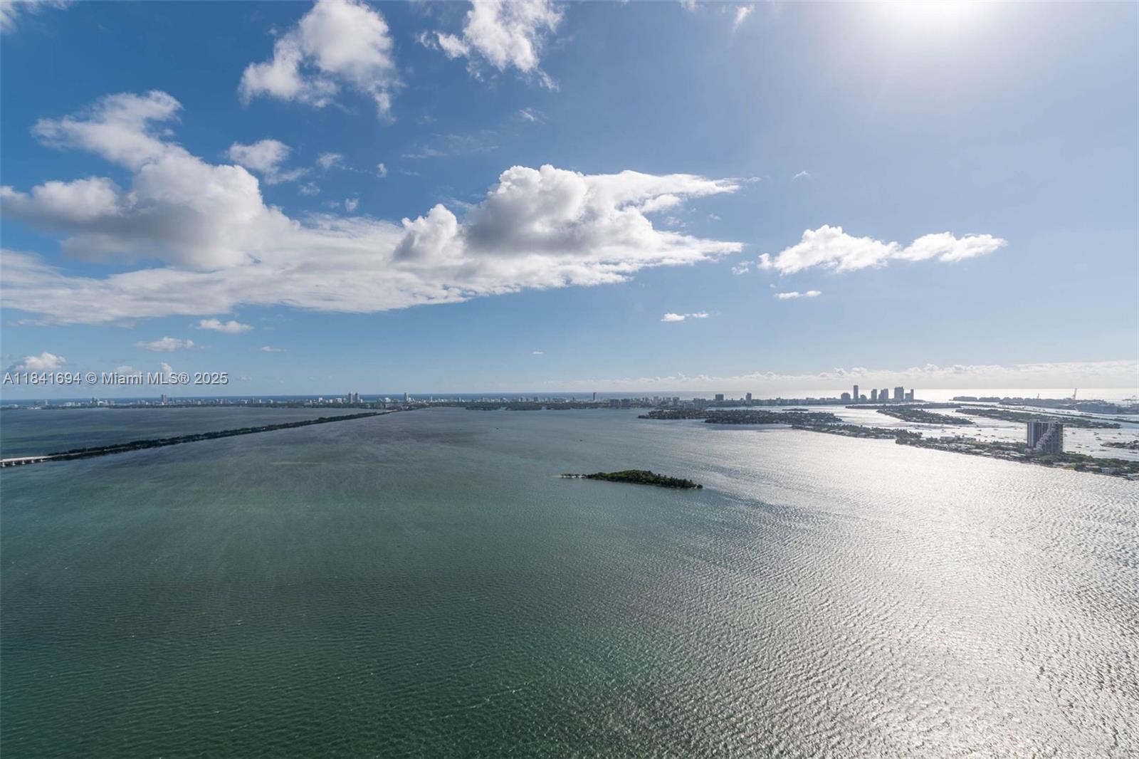 Aria Reserve Miami South T - Residential