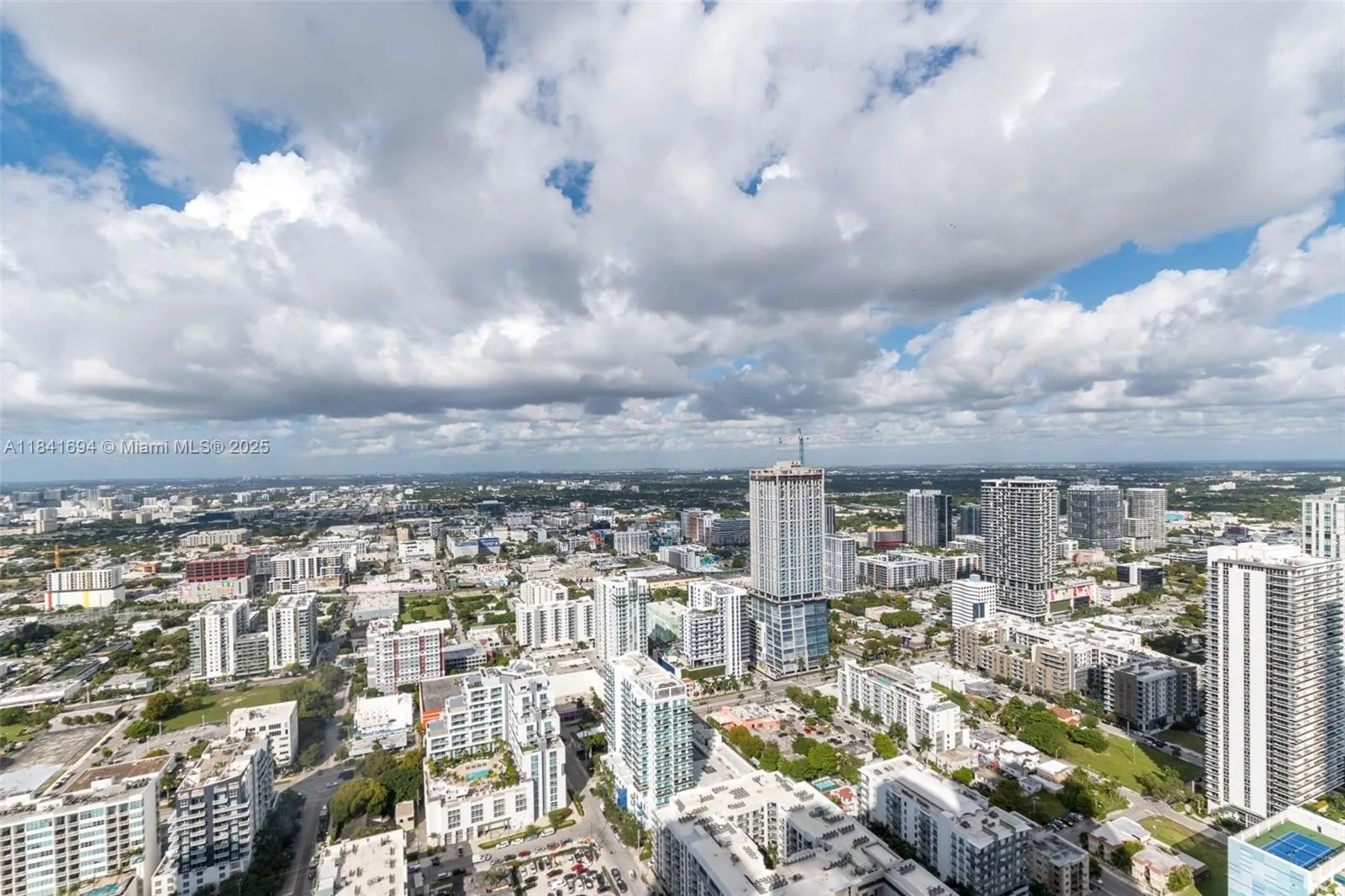 Miami, Florida 33137, United States, 3 Bedrooms Bedrooms, ,4 BathroomsBathrooms,Residential,Active,173306