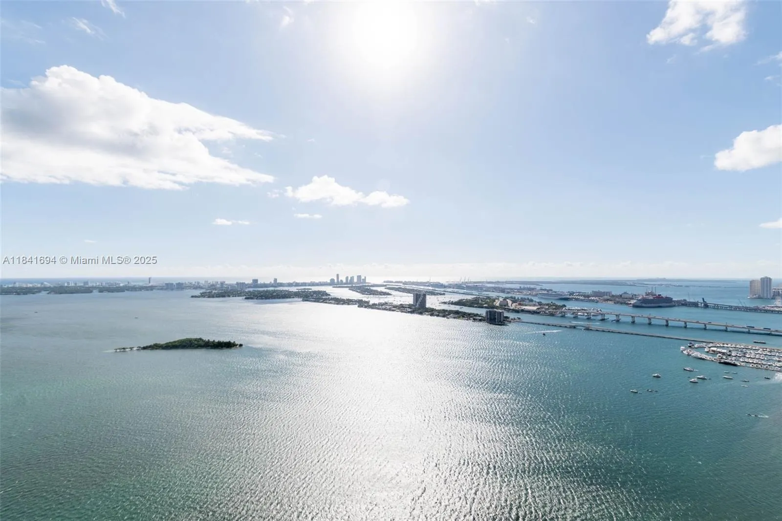 Miami, Florida 33137, United States, 3 Bedrooms Bedrooms, ,4 BathroomsBathrooms,Residential,Active,173306