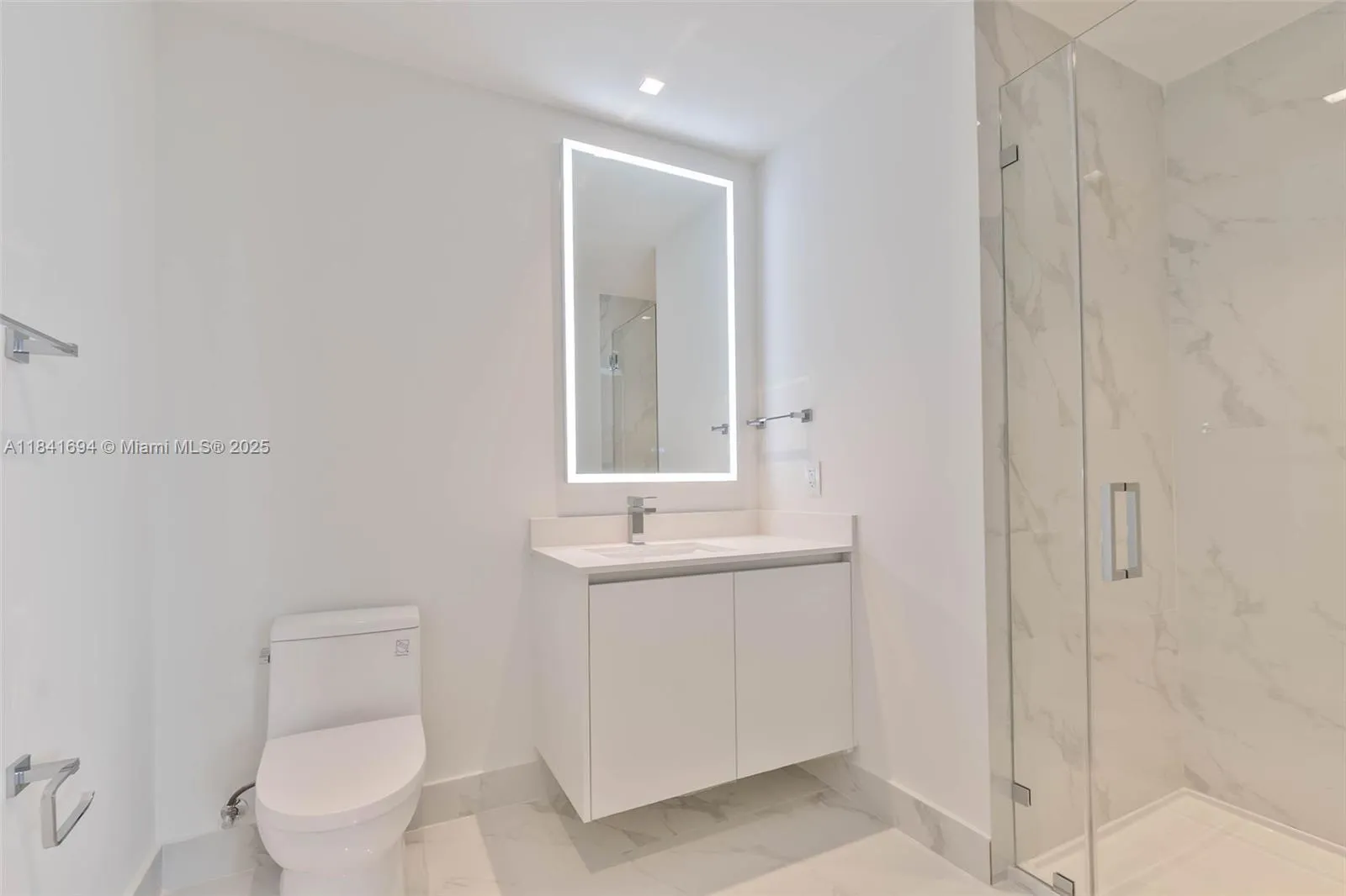 Miami, Florida 33137, United States, 3 Bedrooms Bedrooms, ,4 BathroomsBathrooms,Residential,Active,173306