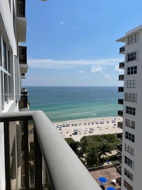 MAISON GRANDE CONDO - Residential Lease