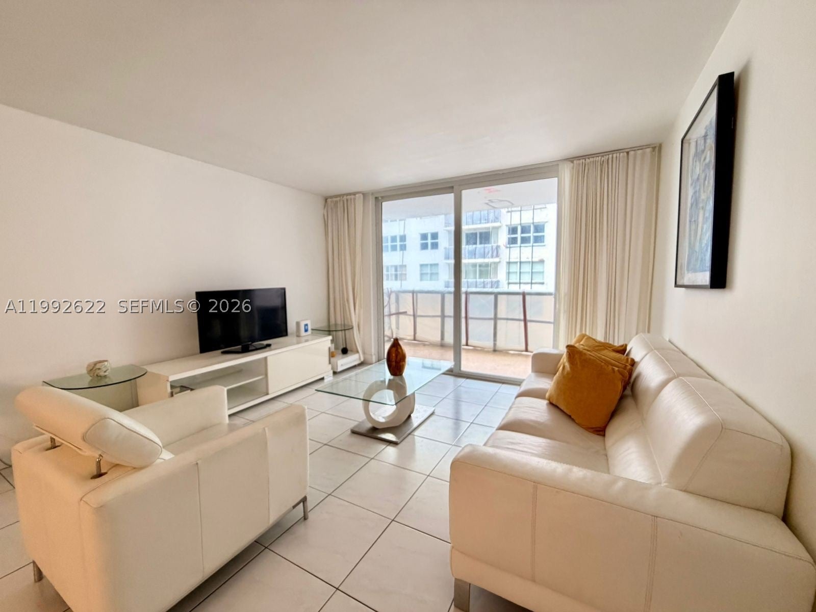 6039 Collins Ave 1506