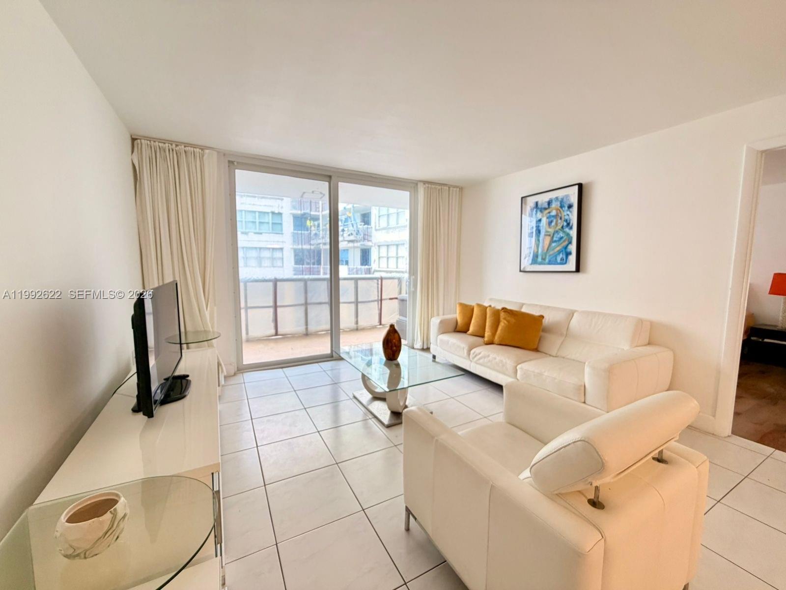 6039 Collins Ave 1506