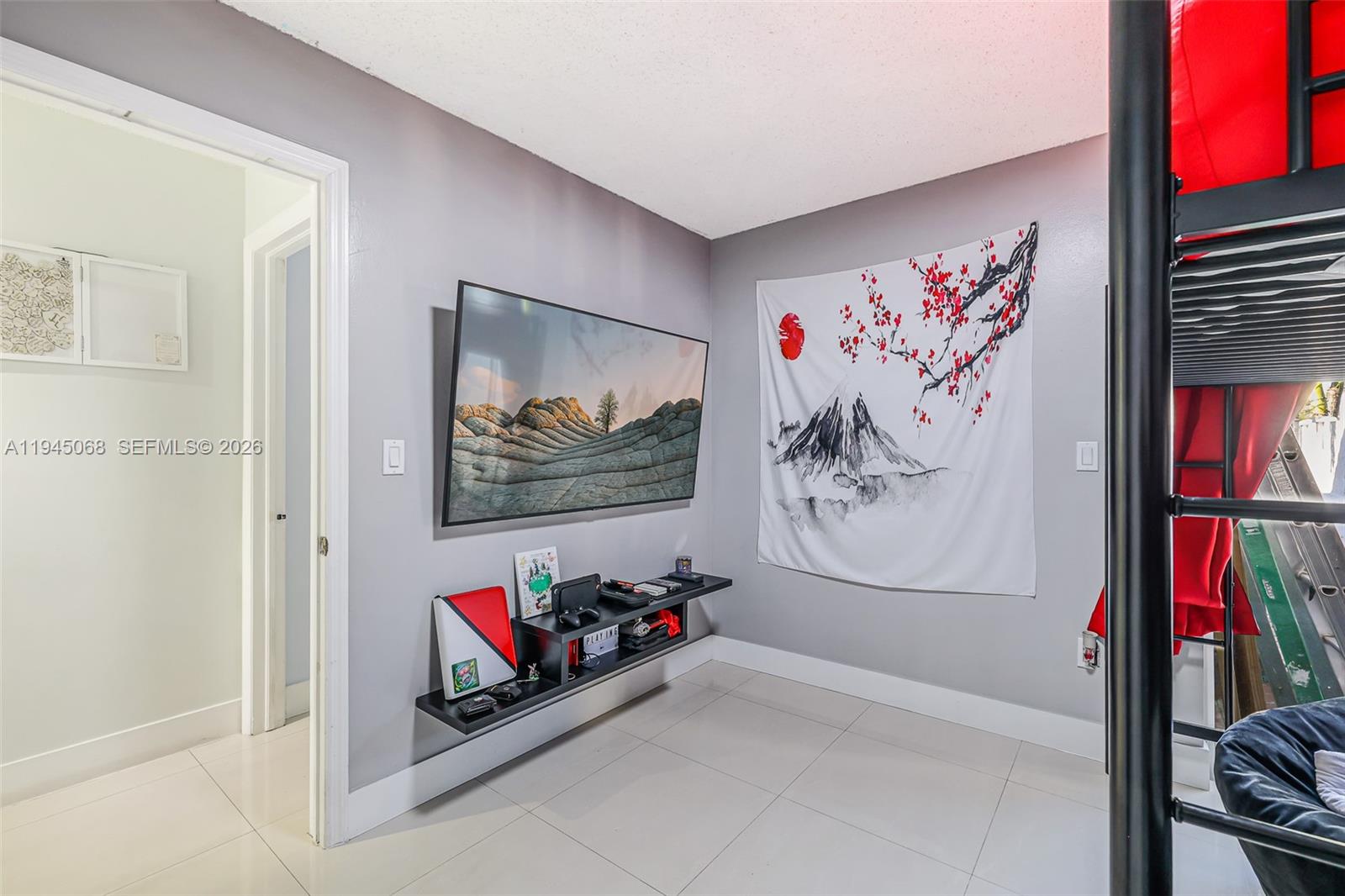 HIGHLANDS AT KENDALL - Residential