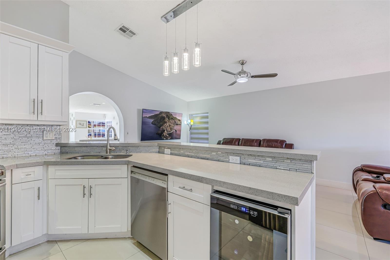 HIGHLANDS AT KENDALL - Residential