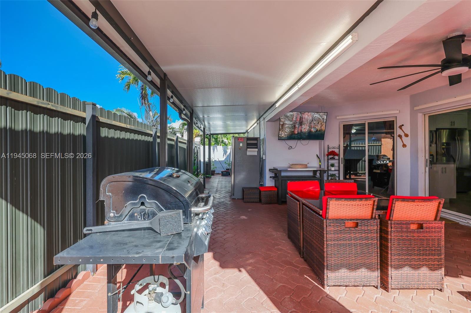 HIGHLANDS AT KENDALL - Residential