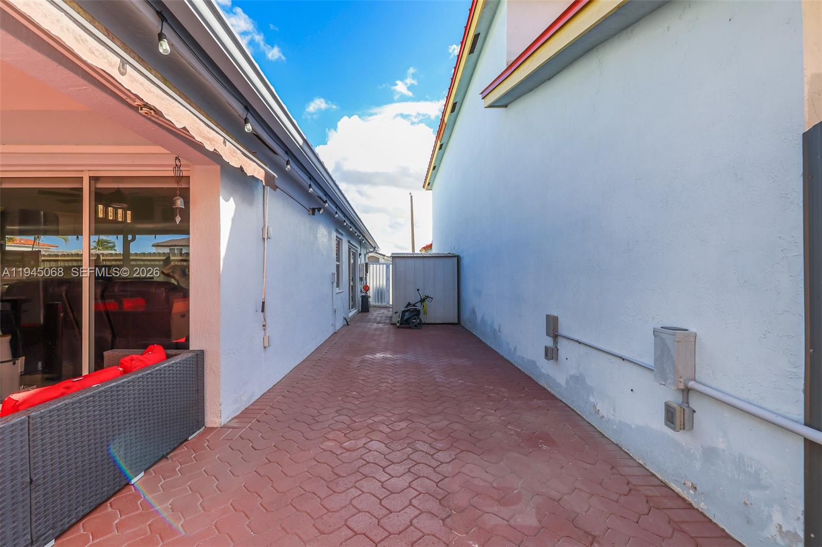 HIGHLANDS AT KENDALL - Residential