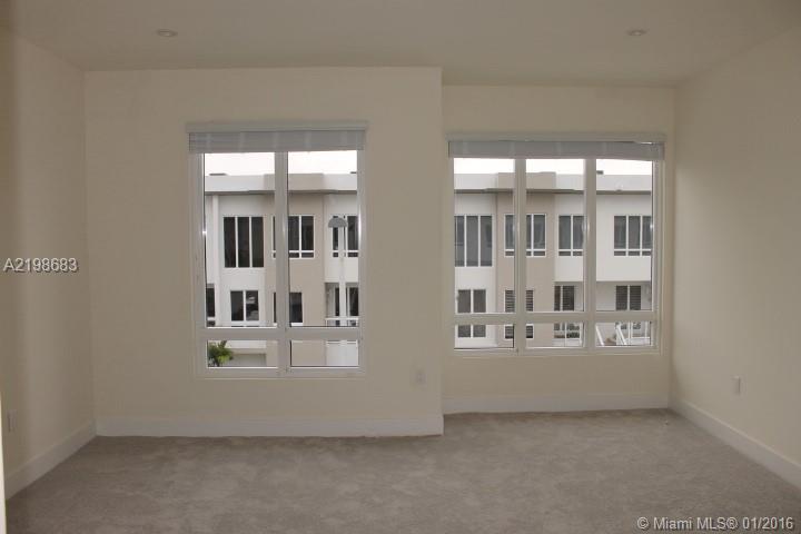 LANDMARK CONDOMINIUM - Residential Lease