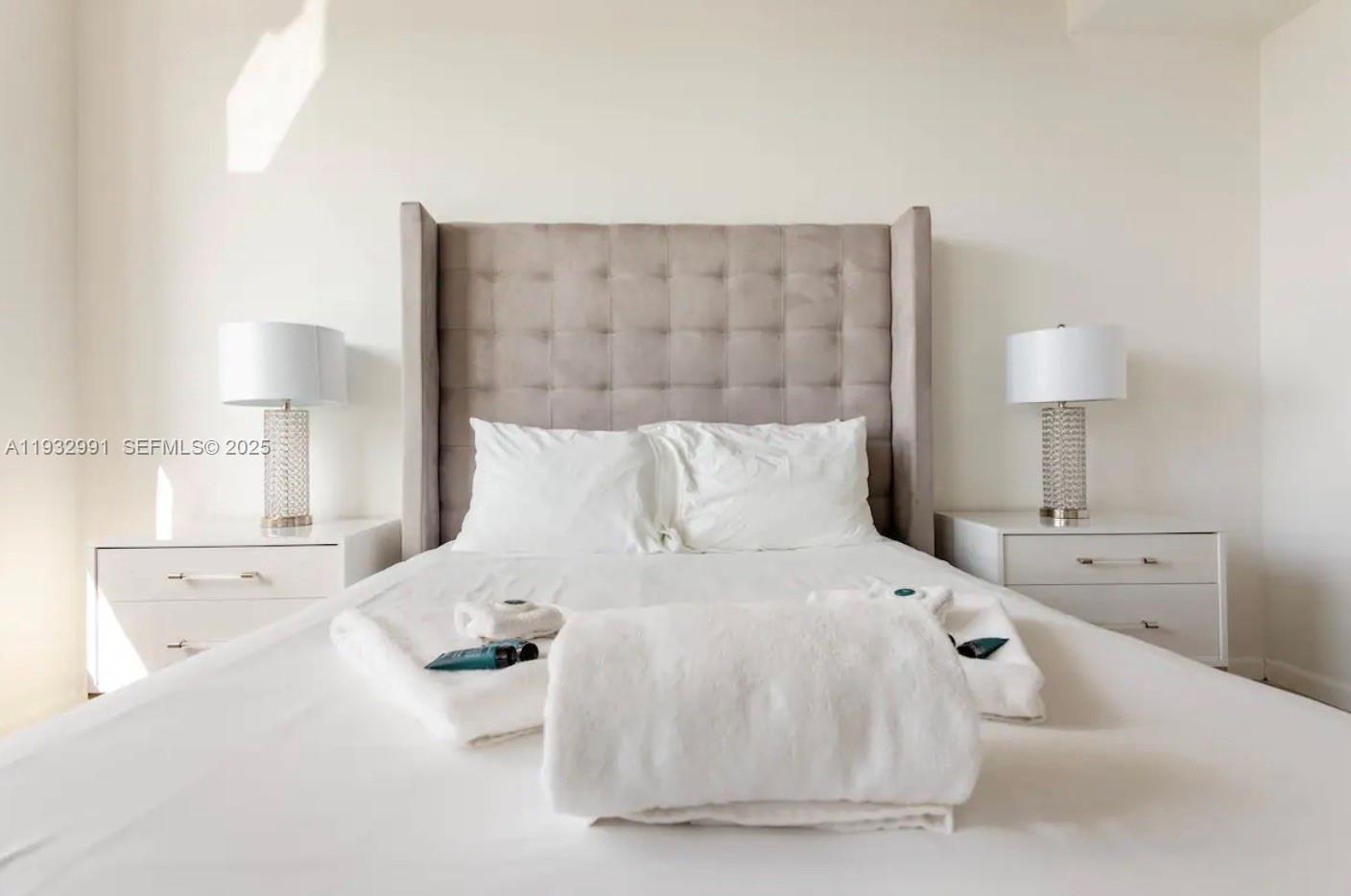 MIDBLOCK MIAMI CONDO - Residential Lease