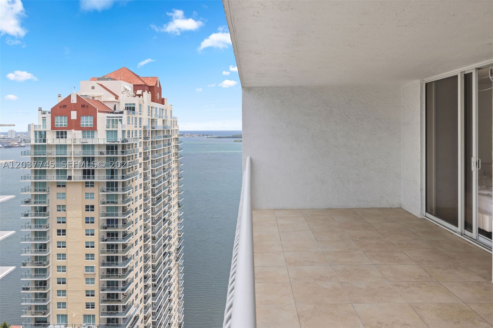 1200 Brickell Bay Dr 3714