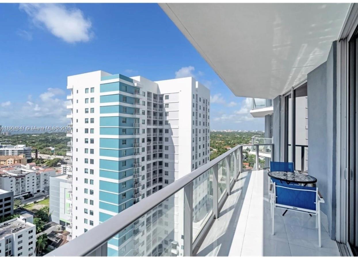 BRICKELL TEN CONDO - Residential Lease
