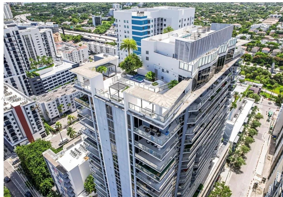 BRICKELL TEN CONDO - Residential Lease