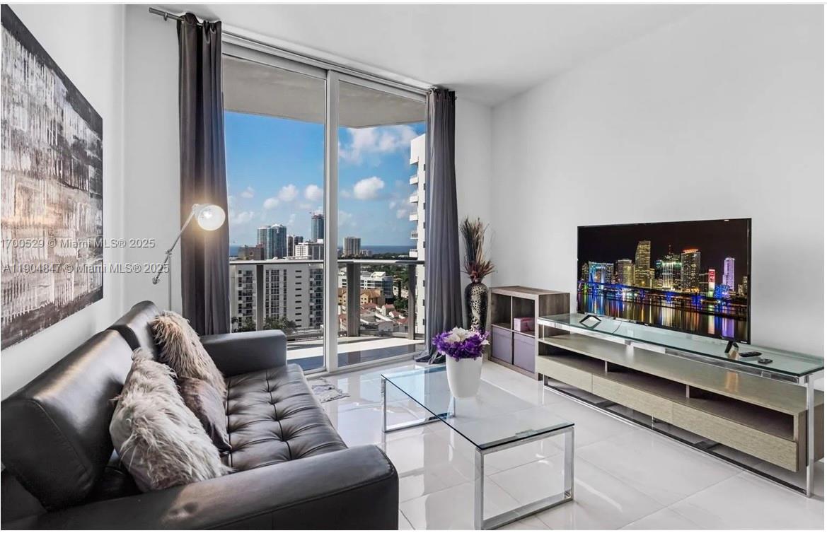BRICKELL TEN CONDO - Residential Lease
