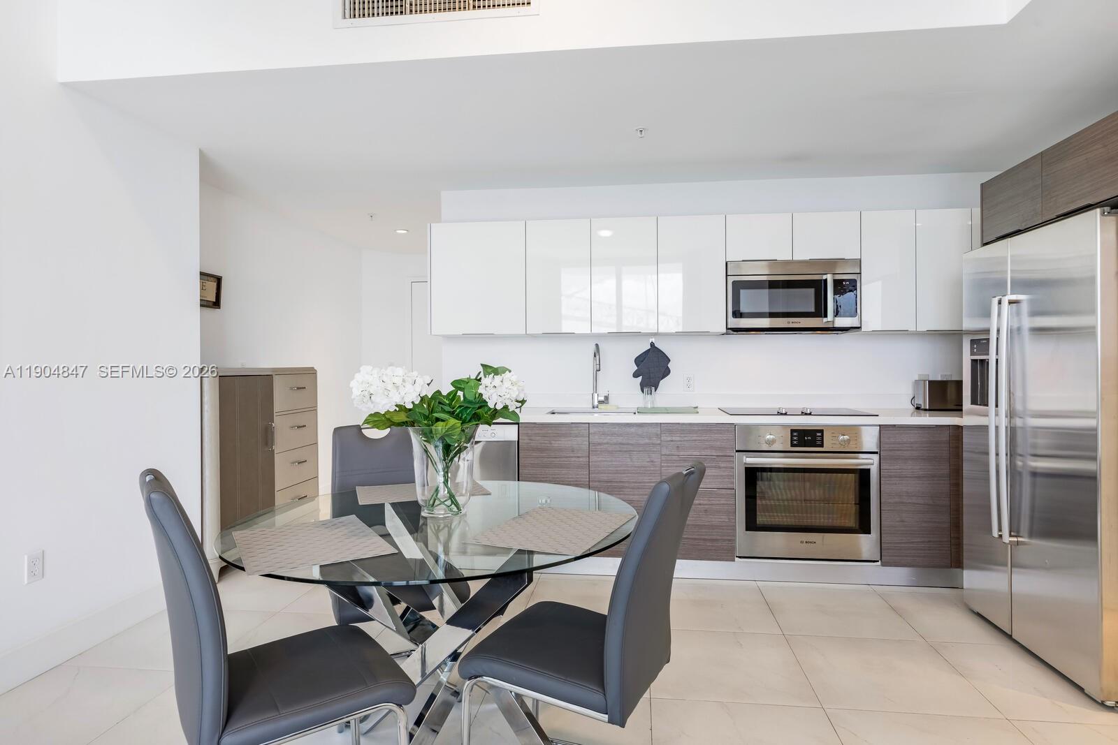 BRICKELL TEN CONDO - Residential Lease