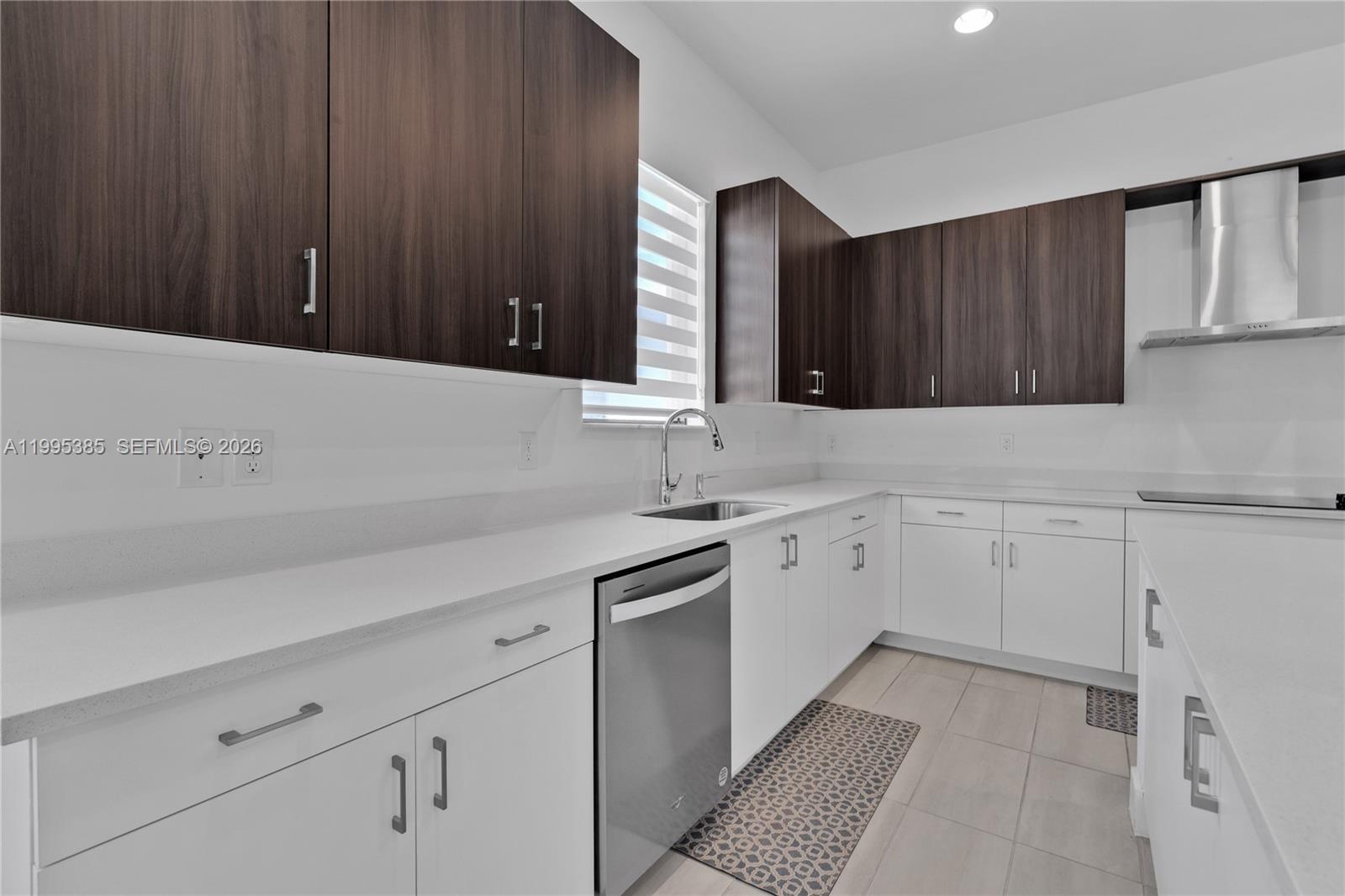 TUSCAN ISLES - Residential