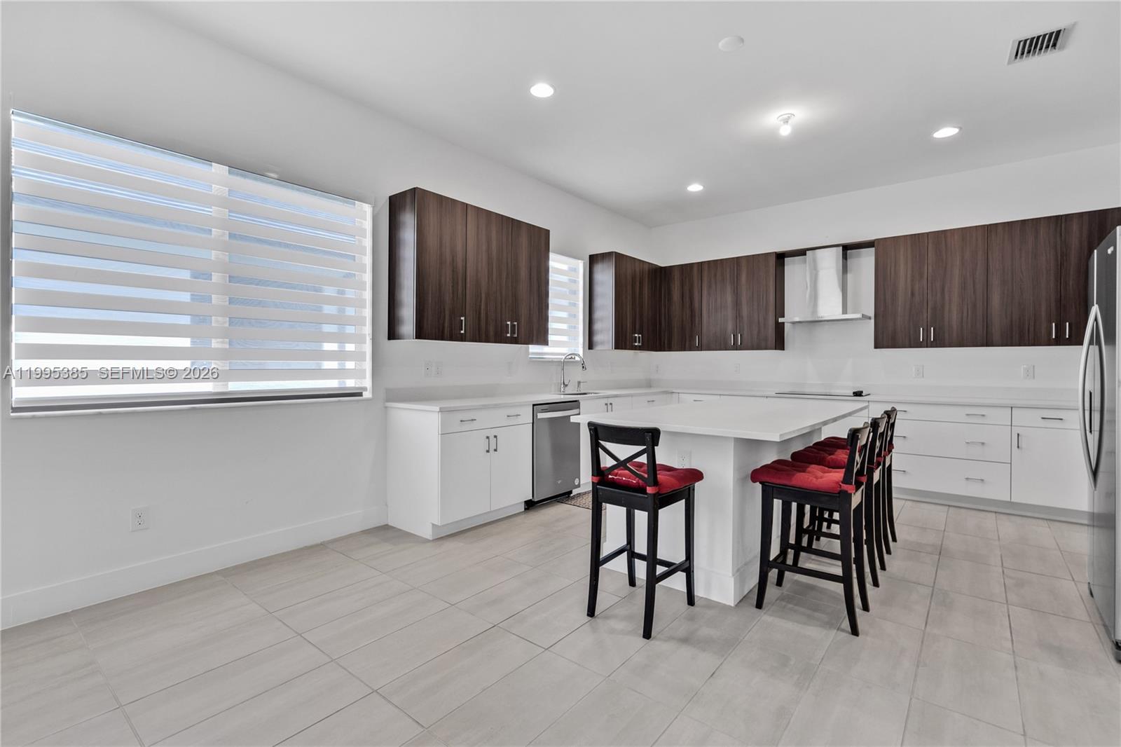 TUSCAN ISLES - Residential