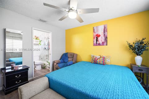 Tiny photo for 2770 W 60th Pl #202, Hialeah, FL 33016 (MLS # A12038659)