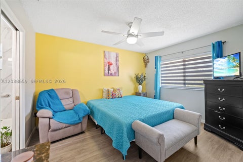 Tiny photo for 2770 W 60th Pl #202, Hialeah, FL 33016 (MLS # A12038659)